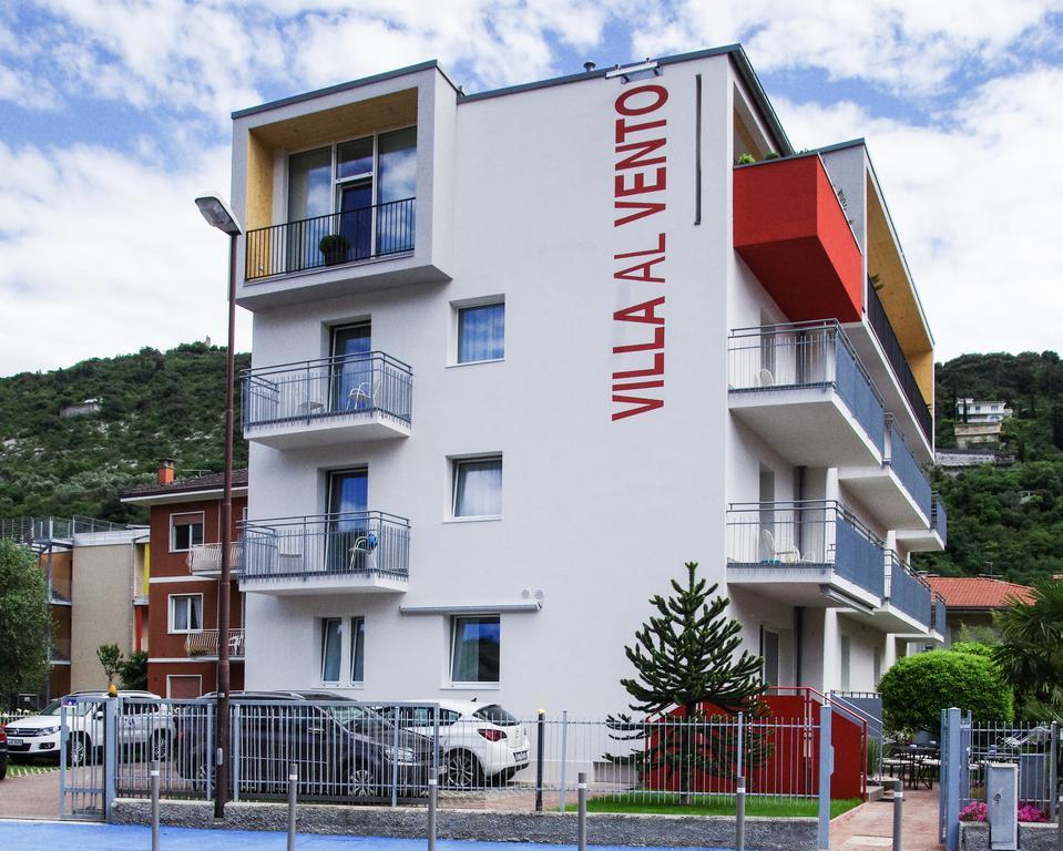 Hotel Villa Al Vento Torbole Sul Garda Szoba fotó