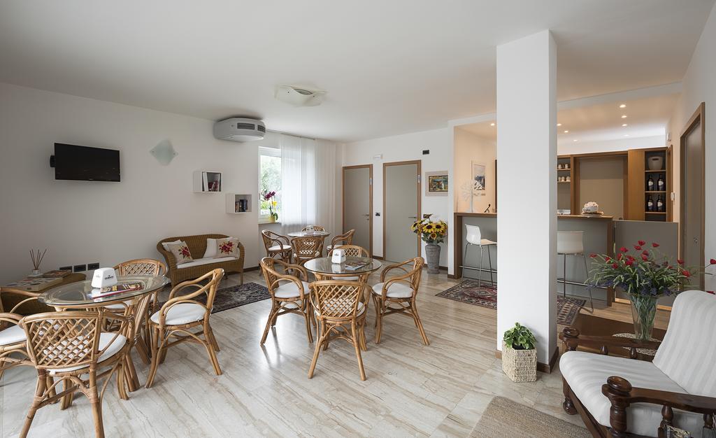 Hotel Villa Al Vento Torbole Sul Garda Kültér fotó
