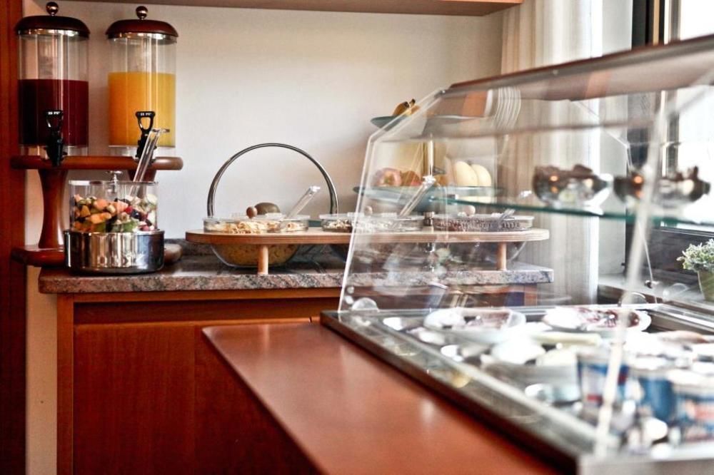 Hotel Villa Al Vento Torbole Sul Garda Kültér fotó