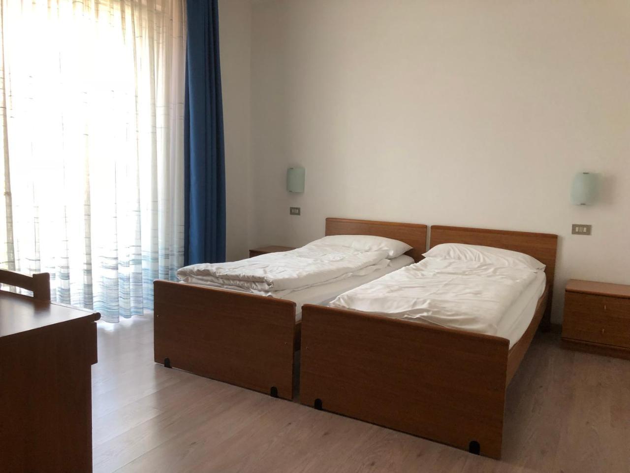 Hotel Villa Al Vento Torbole Sul Garda Kültér fotó