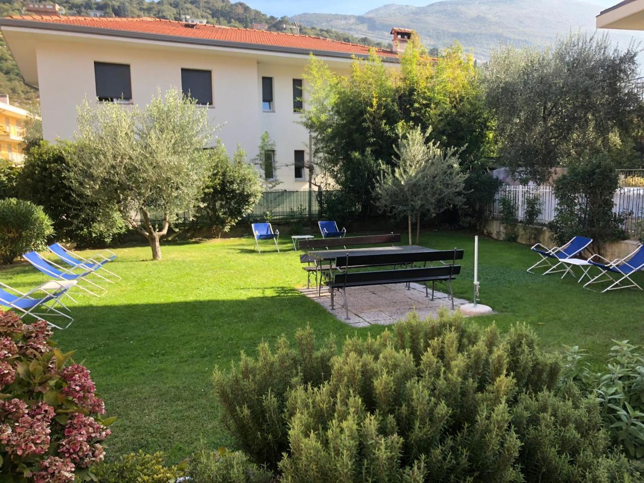 Hotel Villa Al Vento Torbole Sul Garda Kültér fotó