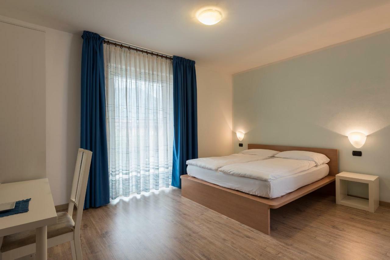 Hotel Villa Al Vento Torbole Sul Garda Kültér fotó
