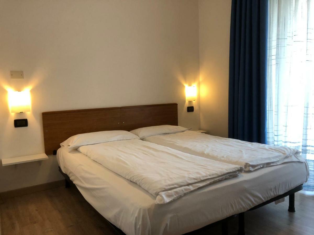 Hotel Villa Al Vento Torbole Sul Garda Kültér fotó