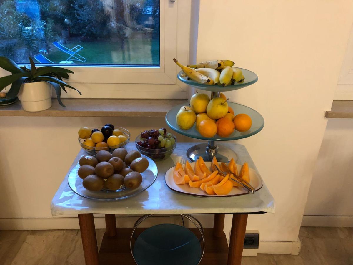 Hotel Villa Al Vento Torbole Sul Garda Kültér fotó