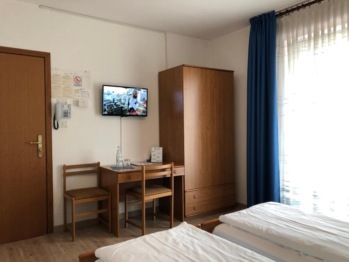 Hotel Villa Al Vento Torbole Sul Garda Kültér fotó